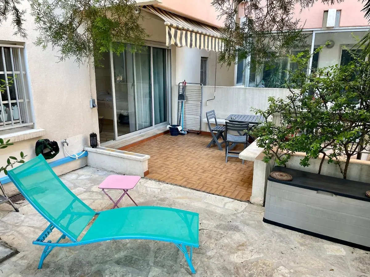 Superbe Studio Avec Terrasse Proximite Plage Saint-Mandrier-sur-Mer Apartment
