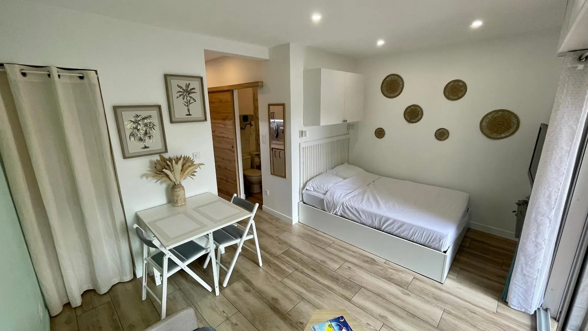 Apartment Superbe Studio Avec Terrasse Proximite Plage Saint-Mandrier-sur-Mer