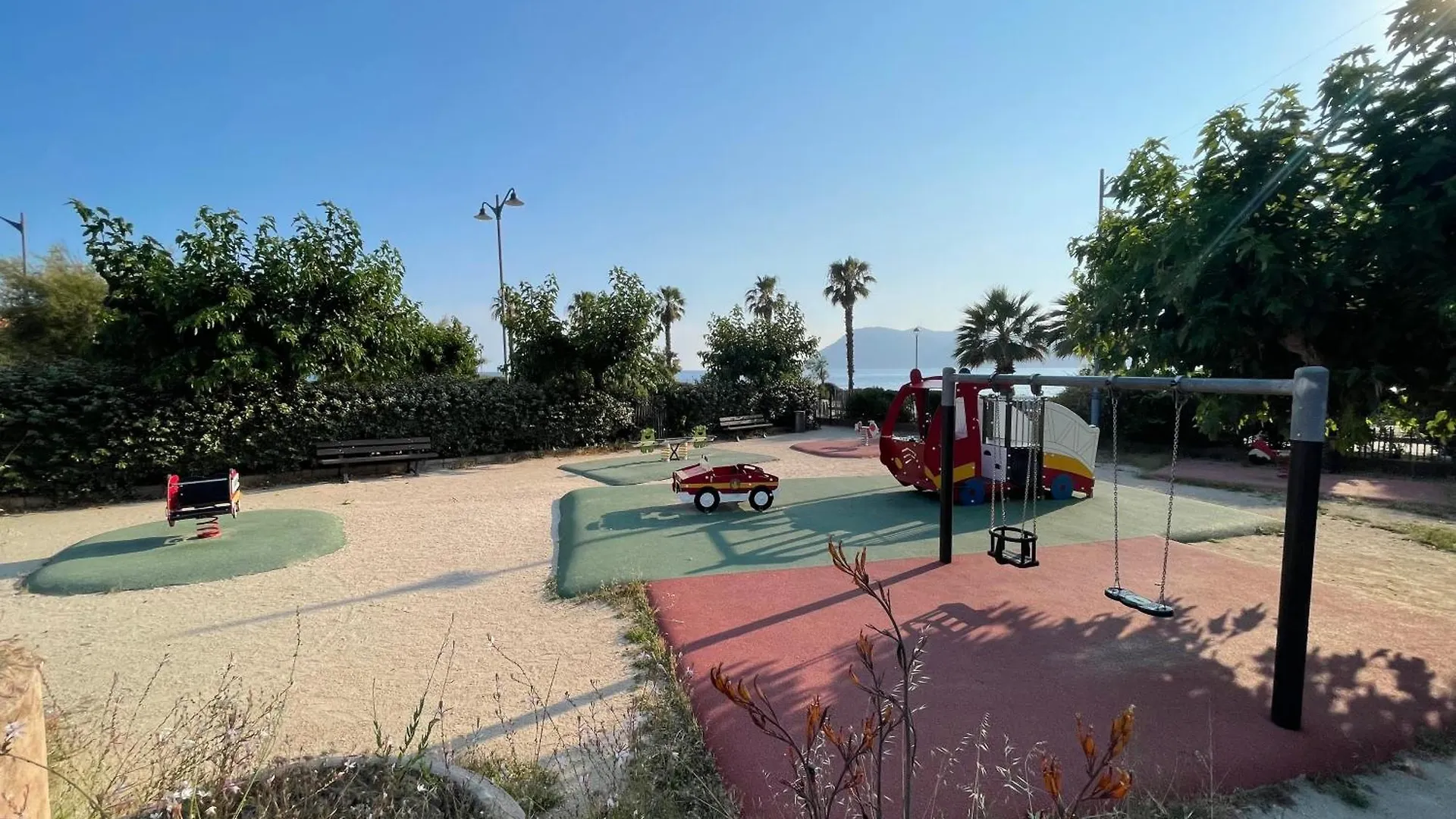 Superbe Studio Avec Terrasse Proximite Plage Saint-Mandrier-sur-Mer