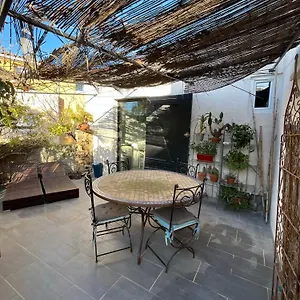 La Dependance 13d Rue Pasteur Appartement